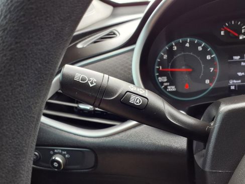 Used 2024 Chevrolet Malibu LT image 17