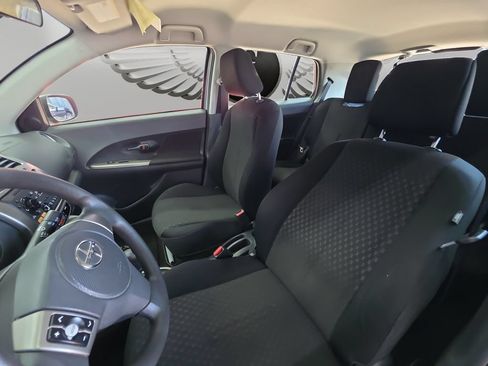 Used 2012 Scion xD FWD image 10