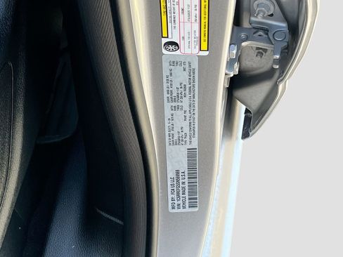 Used 2025 RAM 1500 Big Horn RWD image 30