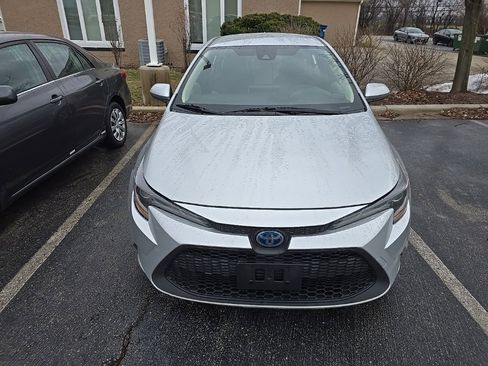 Used 2020 Toyota Corolla LE image 6