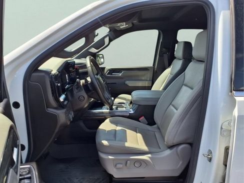 Used 2024 Chevrolet Silverado 1500 LTZ AWD/4WD image 21