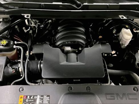 Used 2020 GMC Yukon SLT w/ Open Road Package AWD/4WD image 28