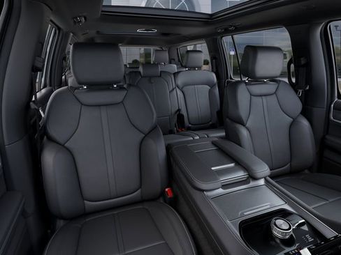 New 2026 Jeep Grand Wagoneer Limited AWD/4WD image 16