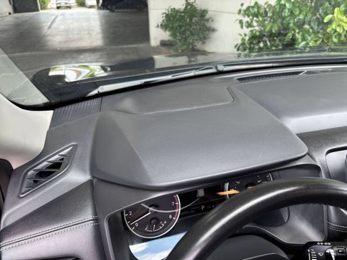 Used 2025 Nissan Rogue SV FWD image 35