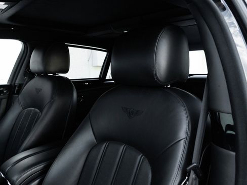 Used 2015 Bentley Mulsanne image 36