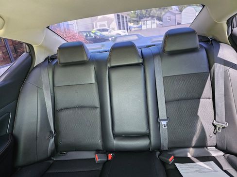 Used 2019 Nissan Altima 2.5 SR image 15