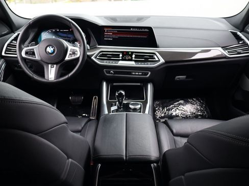 Used 2022 BMW X6 M50i w/ Premium Package AWD/4WD image 21