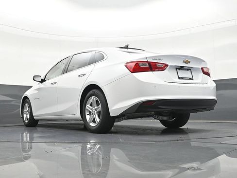 Used 2024 Chevrolet Malibu LS FWD image 25
