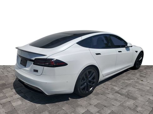 Used 2022 Tesla Model S Plaid AWD/4WD image 5