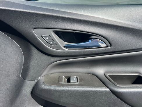 Certified 2023 Chevrolet Equinox LT image 17