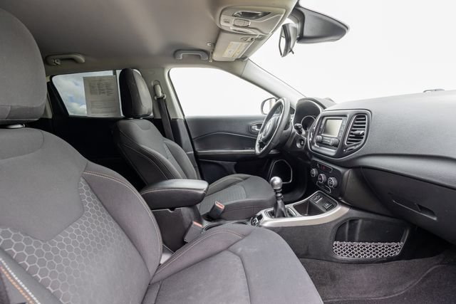 Used 2018 Jeep Compass Sport w/ Mopar Graphics Package FWD image 18