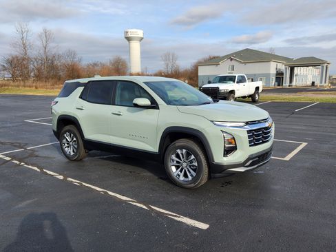 New 2026 Chevrolet Equinox LT w/ Convenience Package II image 6