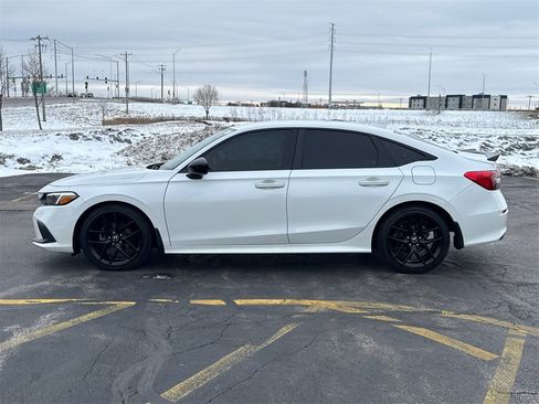 Certified 2023 Honda Civic Sport image 6