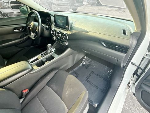 Used 2021 Nissan Sentra SV FWD image 31
