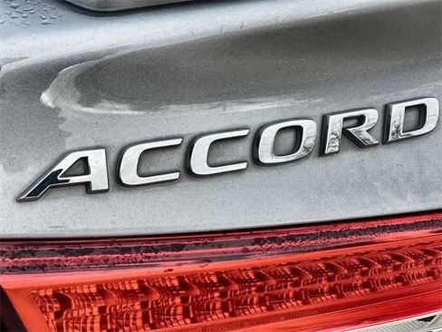 Certified 2018 Honda Accord Sport image 8