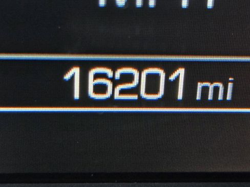 Used 2018 Chevrolet Malibu LT w/ Driver Confidence Package image 18