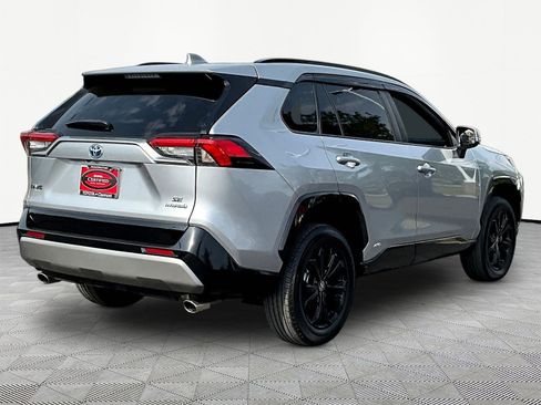 Used 2023 Toyota RAV4 SE AWD/4WD image 6