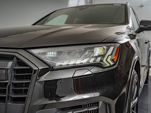 Used 2023 Audi Q7 3.0T Premium Plus w/ Premium Plus Package AWD/4WD image 13