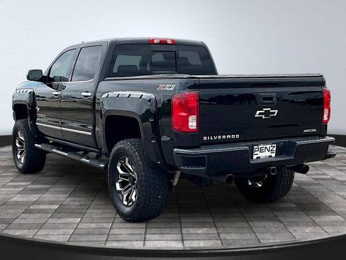 Used 2017 Chevrolet Silverado 1500 LTZ Z71 w/ LTZ Plus Package AWD/4WD image 5