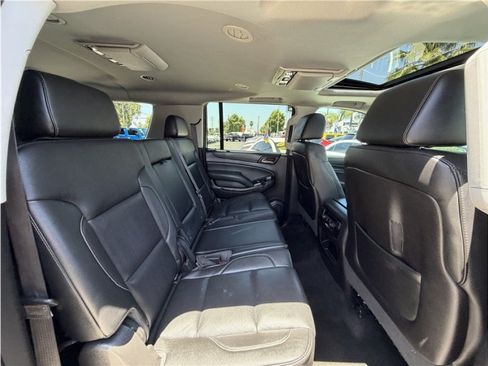 Used 2016 GMC Yukon XL SLT w/ Open Road Package RWD image 29