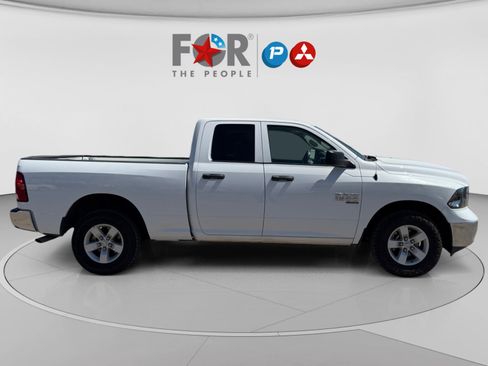Used 2024 RAM 1500 Classic SLT AWD/4WD image 6