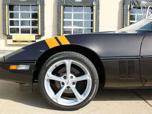 Used 1988 Chevrolet Corvette Custom image 32