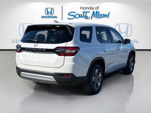 New 2025 Honda Pilot EX-L image 7