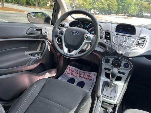 Used 2019 Ford Fiesta SE FWD image 27