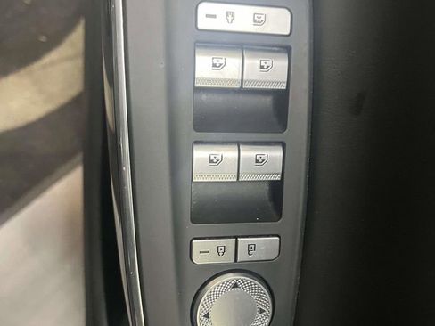 Used 2025 Genesis GV70 2.5T image 16