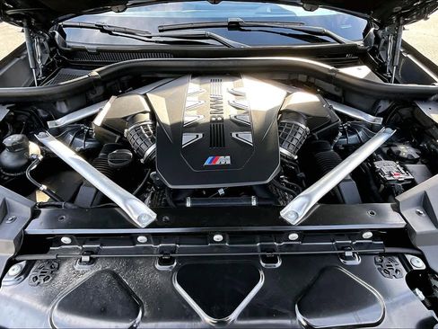 Used 2024 BMW X5 M60i image 32