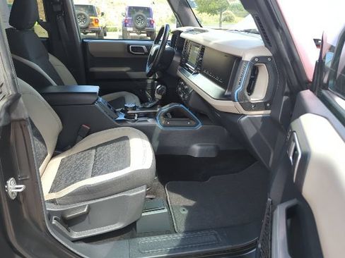 Used 2022 Ford Bronco Wildtrak AWD/4WD image 19
