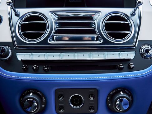 Used 2019 Rolls-Royce Ghost image 77