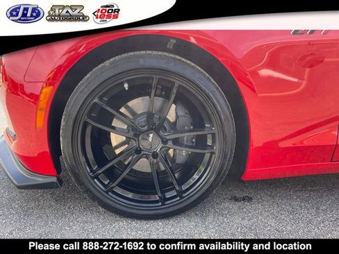 Used 2021 Chevrolet Camaro LT RWD image 9