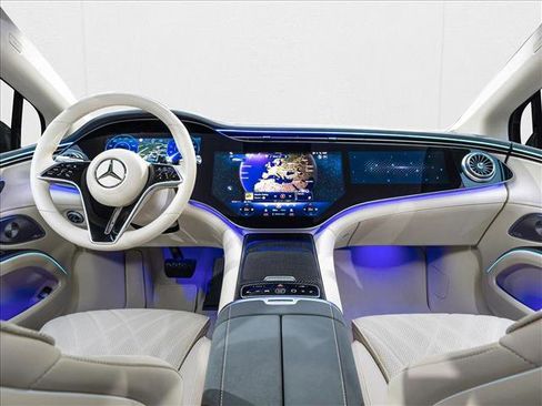 New 2026 Mercedes-Benz EQS 580 EQS 580 image 3