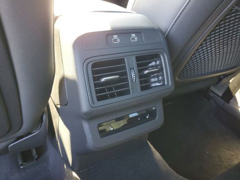 New 2025 Audi Q5 Prestige image 13