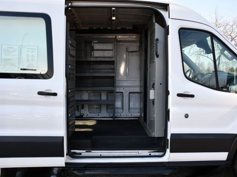 Used 2015 Ford Transit 350 148 Medium Roof image 17