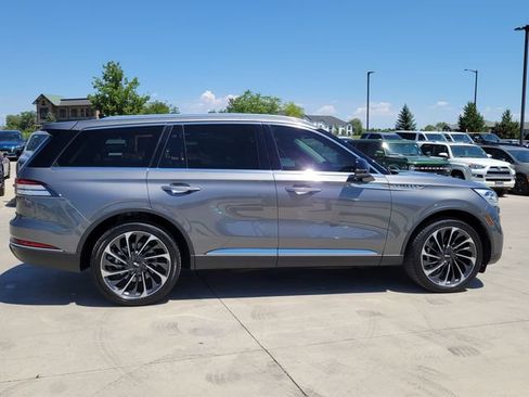 Certified 2023 Lincoln Aviator Reserve w/ Equipment Group 201A AWD/4WD image 2