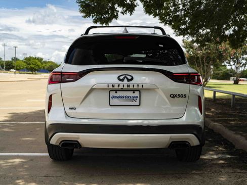 Used 2024 INFINITI QX50 Sport AWD/4WD image 8