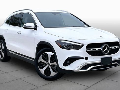 Used 2025 Mercedes-Benz GLA 250 image 3