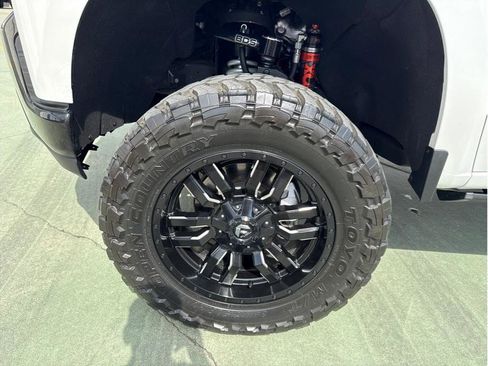 Used 2020 Chevrolet Silverado 1500 LT Trail Boss image 12