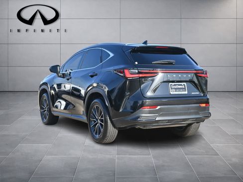 Used 2024 Lexus NX 250 FWD image 5