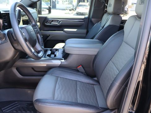 Used 2024 Chevrolet Silverado 2500 ZR2 w/ ZR2 Bison Edition AWD/4WD image 21