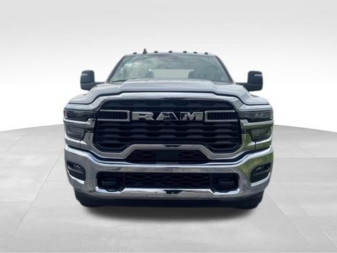 New 2026 RAM 3500 Tradesman w/ Chrome Appearance Group A AWD/4WD image 7