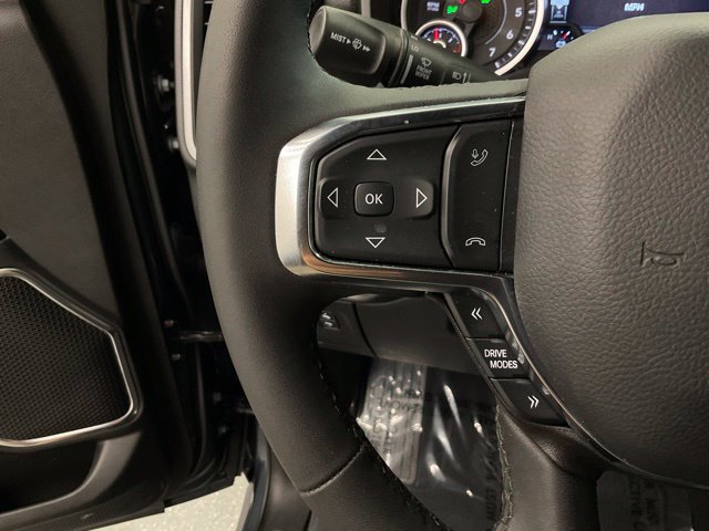 Used 2026 RAM 1500 Laramie AWD/4WD image 12