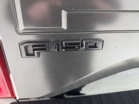 Used 2018 Ford F150 Raptor w/ Equipment Group 802A Luxury image 30