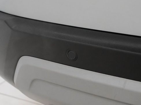 Used 2025 Honda Pilot EX-L image 12