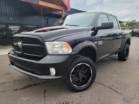 Used 2014 RAM 1500 Express AWD/4WD image 1