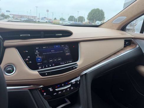 Used 2024 Cadillac XT5 Sportv w/ Platinum Package AWD/4WD image 19