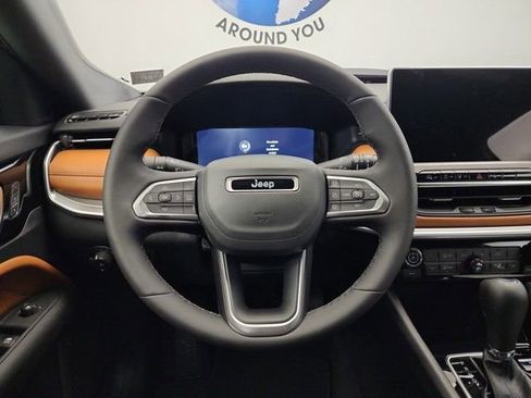 New 2025 Jeep Compass Limited w/ Elite Group AWD/4WD image 15