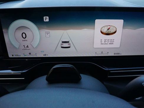 New 2025 Genesis GV80 2.5T Standard image 8